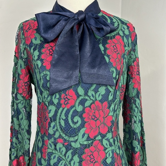 NWT The Moon Collection Green Lace Floral Neck Bow Dress Sz M - Picture 5 of 12
